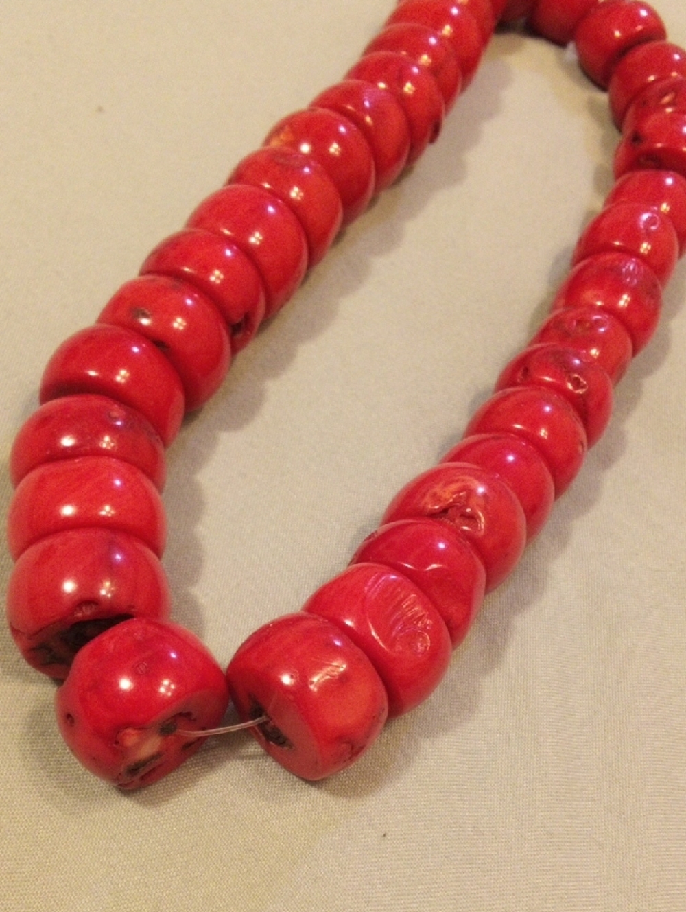Bold Red Chunky Bead Necklace - Women Jewelry - Picture 5 of 6